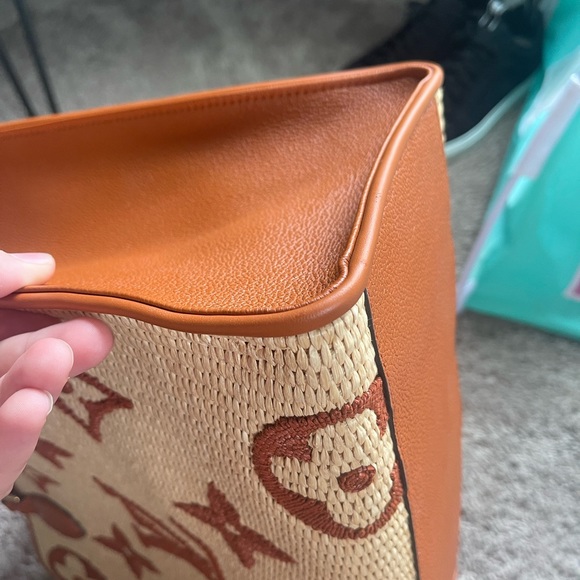 Louis Vuitton Onthego GM Tan Raffia - Picture 6 of 10